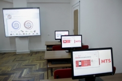В Международном научно-образовательном Центре НАН РА открылся новый компьютерный кабинет, оснащенный последним словом высоких технологий