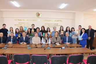 ԳԿՄԿ դասախոսները նվիրեցին իրենց հեղինակած մասնագիտական գրքերը