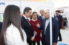 Կրթություն և կարիերա EXPO 2018