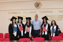 Դիպլոմների հանդիսավոր հանձնում 2025