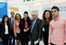 Կրթություն և կարիերա EXPO 2014